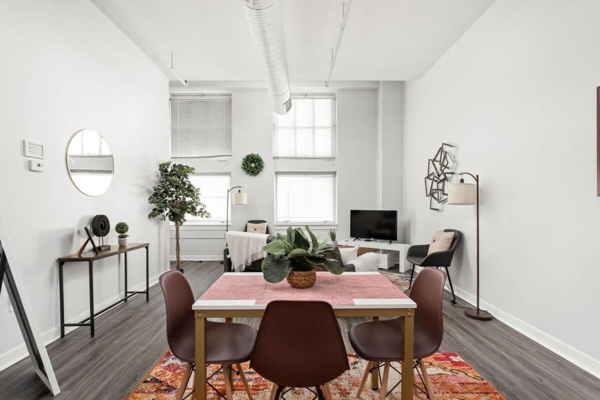 Modern Downtown Apartment 2Br 2Ba By Cozysuites Indianapolis Luaran gambar