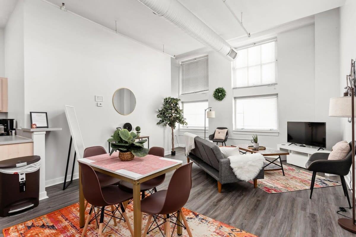 Modern Downtown Apartment 2Br 2Ba By Cozysuites Indianapolis Luaran gambar