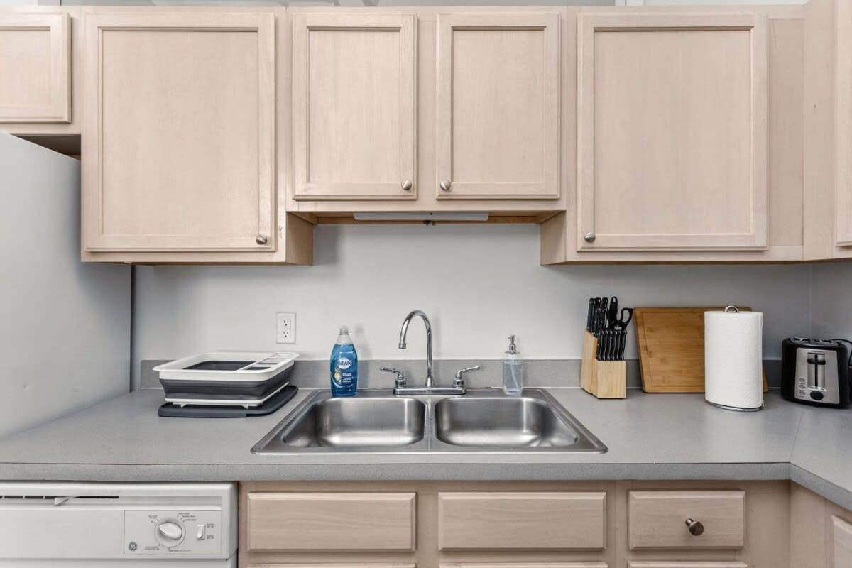 Modern Downtown Apartment 2Br 2Ba By Cozysuites Indianapolis Luaran gambar